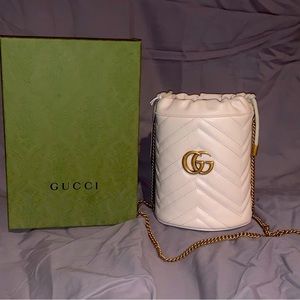 Gucci GG Marmont Mini Leather Bucket Bag White